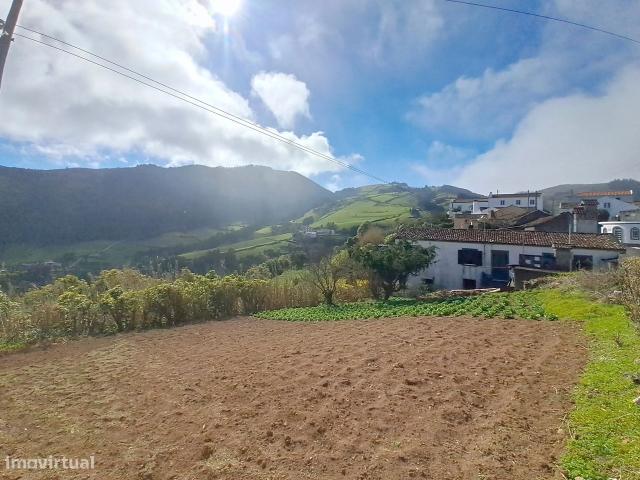 Casa T1 + 1 em Povoao, Ilha de So Miguel Tranquilidade e Luz Natu
