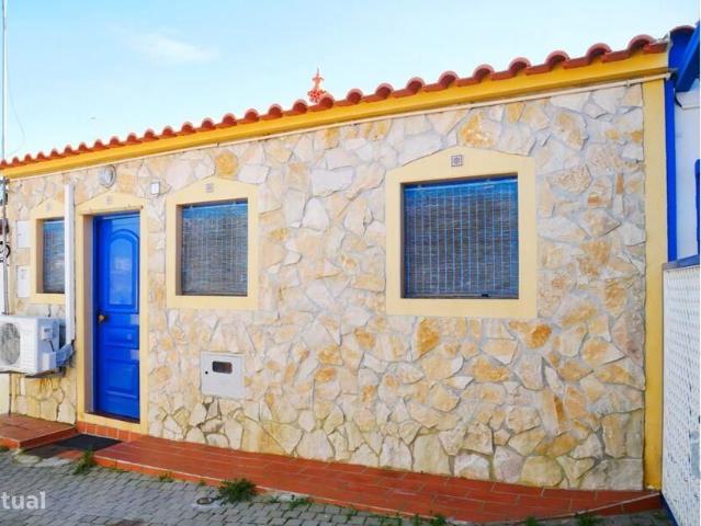 Casa T2 em So Miguel do Pinheiro, So Pedro de Solis e So Sebastio