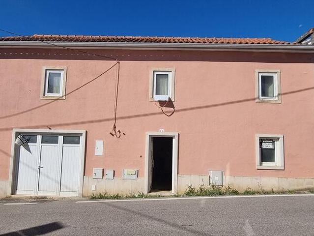 Casa T2 em Vila Facaia de 840,00 m2