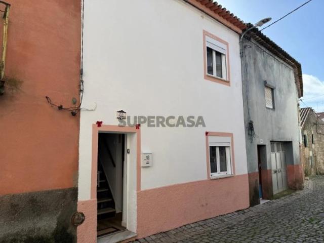 Casa T2, Escalos de Baixo, Castelo Branco