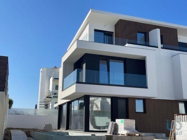 Casa T3 em A dos Cunhados e Maceira de 226,00 m² 226m² Silveira