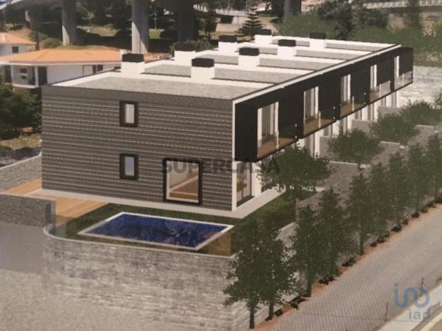 Casa T3 em São Martinho de 159,00 m²