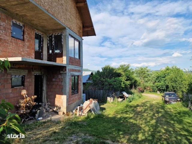 Casa + Teren Breaza de Sus