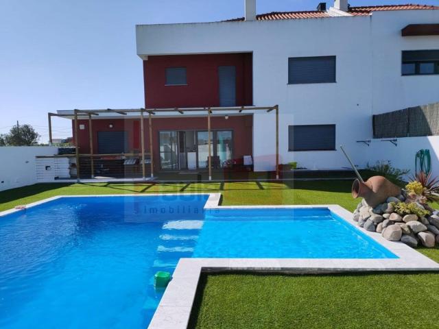 Casa Térrea T5, Moita, Moita | BPI Expresso Imobiliário