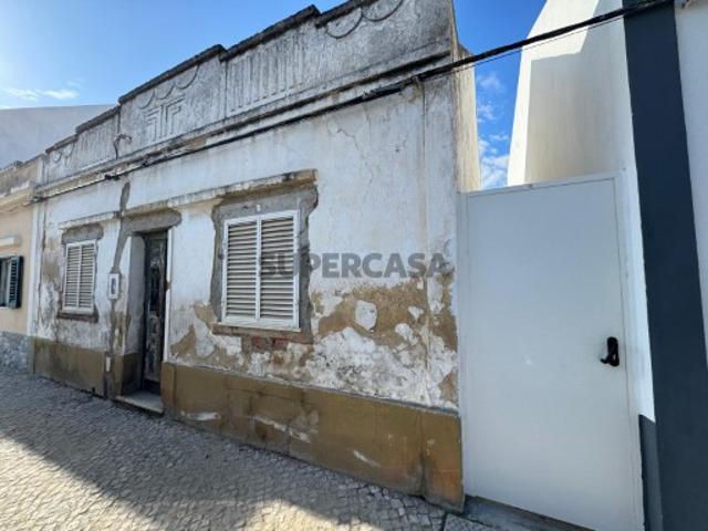 Casa Térrea V3 em Alhos Vedros