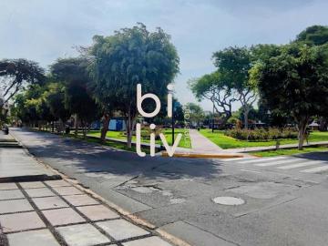 Casa Terreno en Venta AT 216.9m2 en Surco