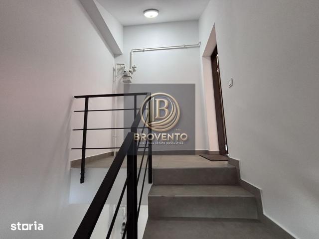 Casa tip bloc de apartamente birouri