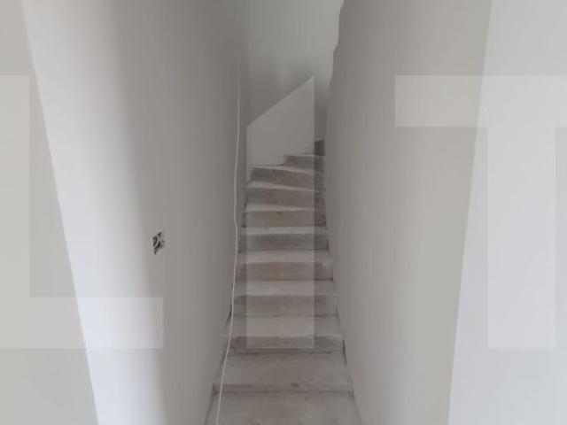 Casa tip duplex 3 dormitoare Mosnita Noua