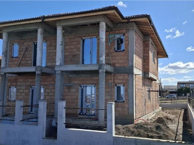 Casa tip Duplex 4 camere, 2 bai, BECI, Incalz pard, 0% Comision