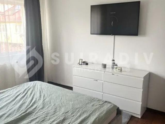 Casa tip duplex, curte de 230 mp, 2 parcari Floresti