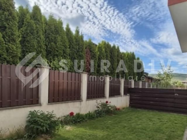Casa tip duplex, curte separata, 4 camere Floresti