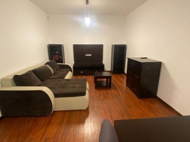Casa tip duplex, Alexandru cel Bun