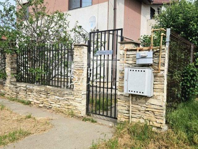 Casa tip Duplex ideala pentru doua familii – confort, intimitate si