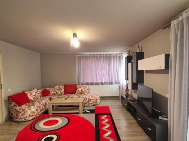 Casa tip duplex, zona Terra, Floresti