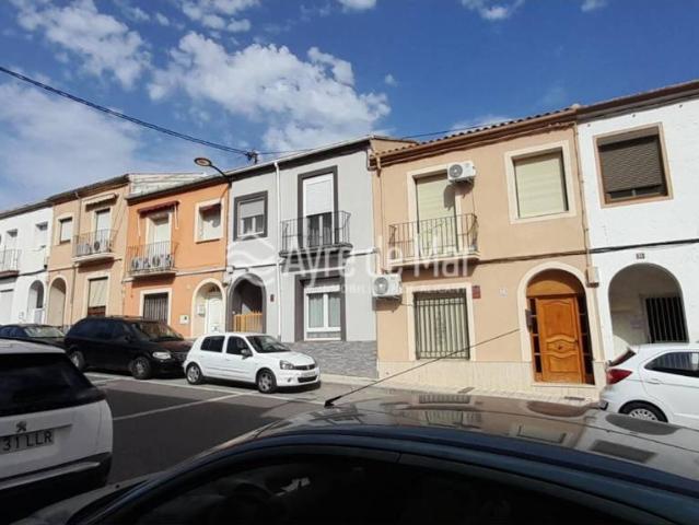 CASA TIPO DÚPLEX EN JIJONA