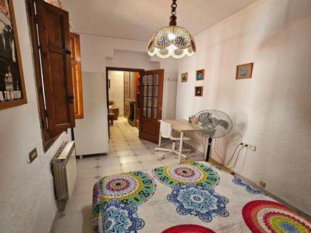 CASA TIPO DUPLEX ZONA 9 DE OCTUBRE