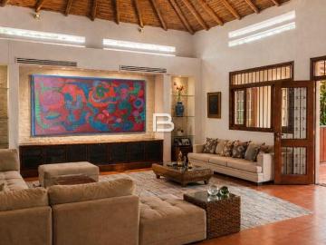 Casa Tipo Hacienda en Venta en Residencial Campestre en Cancun