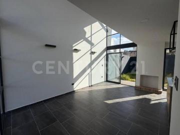 CASA TIPO LOFT EN FRACC HARAS DEL BOSQUE DE