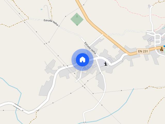 Casa tipica bom espaco calmo em Seia