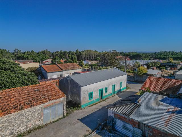 Casa Típica para reconstruir no Pincho – Figueira da Foz