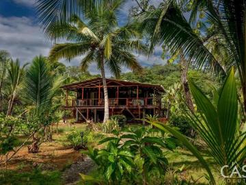 Casa Titulada Con Vista Al Mar En Isla San Cristóbal, Bocas Del Toro