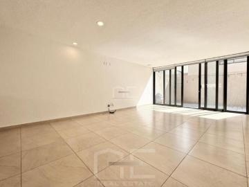 Casa Townhouse Planta Baja en VENTA en Altos Juriquilla QUERETARO