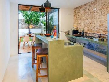 CASA TOTALMENTE EQUIPADA Y CON ALBERCA CENTRO MÉRIDA, SAN SEBASTIAN