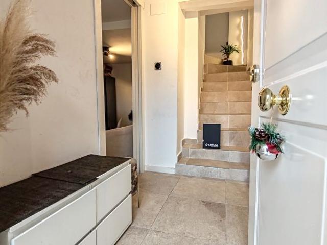 Casa Totalmente reformada en Albelda de Iregua a tan solo 13 minutos de Logroño.