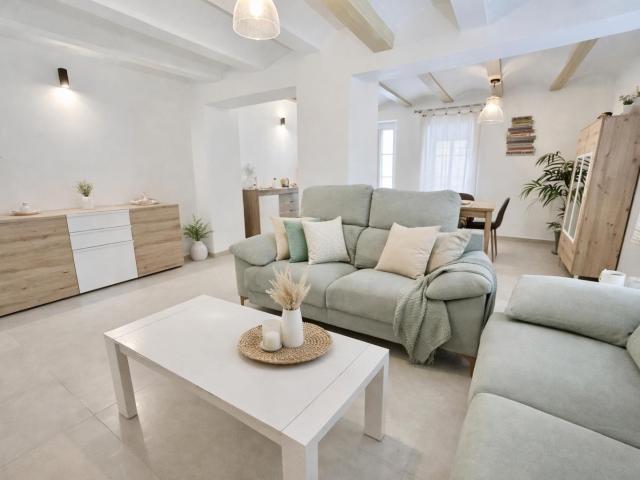 Casa totalmente reformada en venta en el centro de Benaguacil
