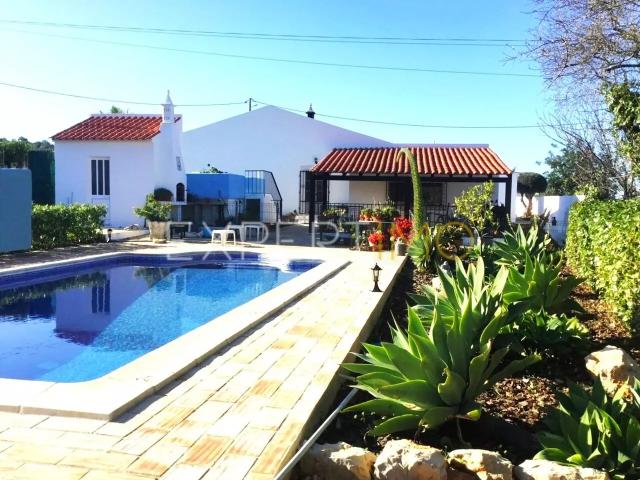 Casa tradicional com piscinas e vistas fantásticas São Brás de Alportel