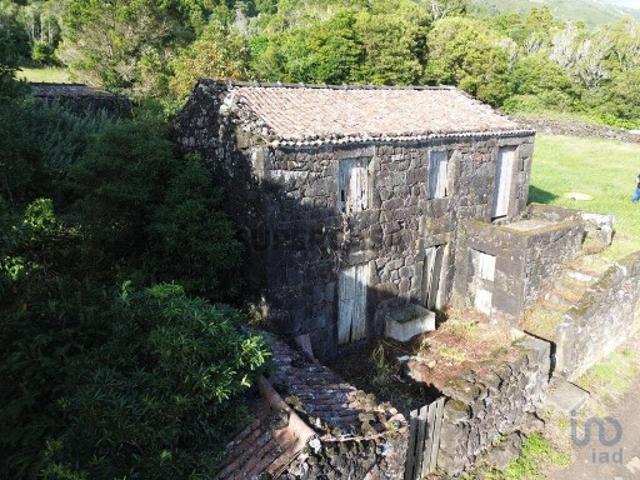 Casa tradicional em Ribeiras de 140,00 m²
