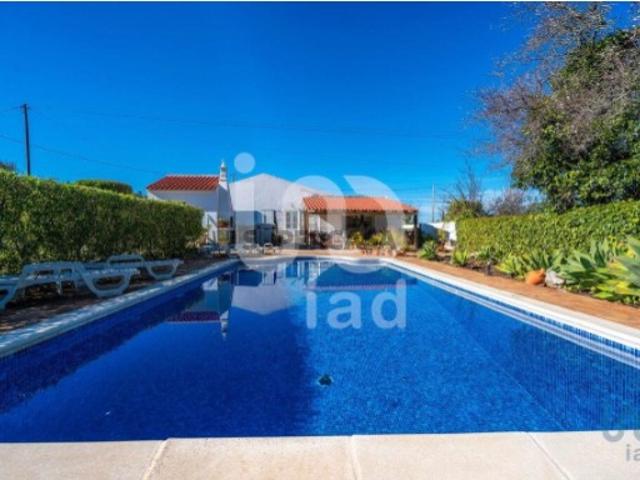 Casa tradicional T4 em São Brás de Alportel de 160,00 m²