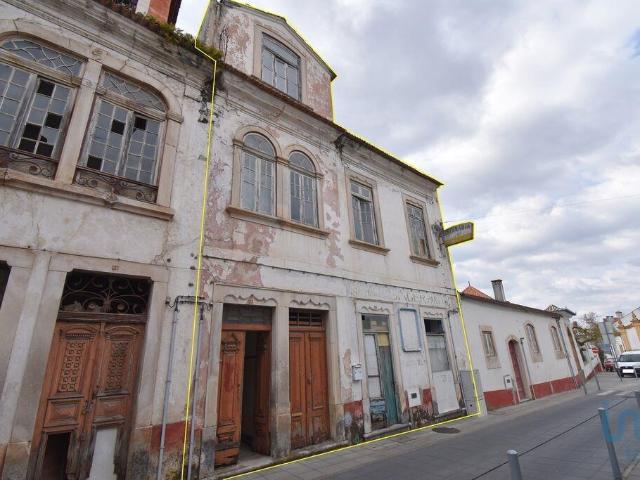 Casa tradicional T6 em Lousã e Vilarinho de 261,00 m² 261m² da Lousã e Vilarinho