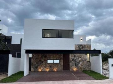 Casa Trébol Plus, de 3 recámaras, con piscina, dentro de privada con casa club