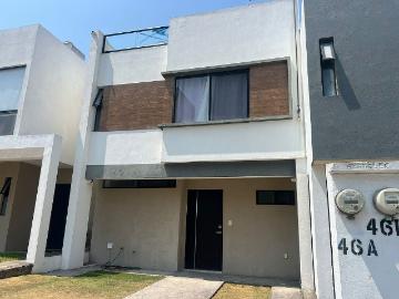 Casa TRES NIVELES en renta en Fracc. Cumbres Residencial. BOCA DEL RÍO, VERACRUZ