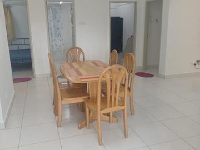 Casa Tropika Unit For SaleCondo Puchong Dijual LRT nearby