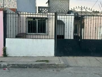 Casa un nivel bien ubicada