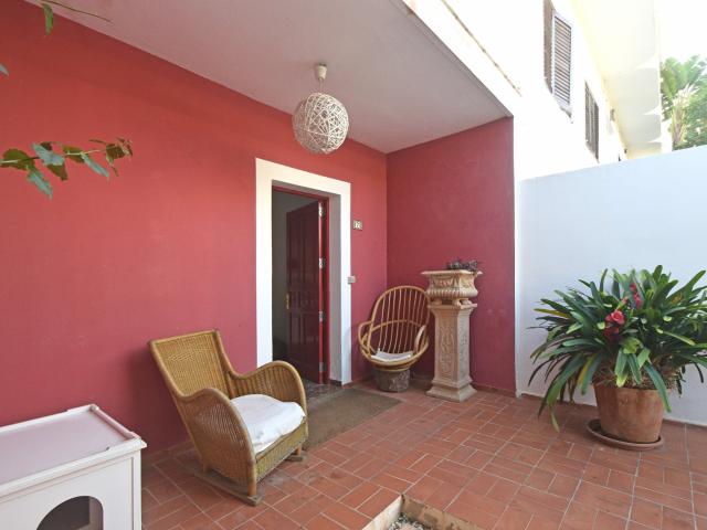 Casa uni familiar en Santa Eulalia, muy cerca del centro de. 173m² Santa Eulalia del Río