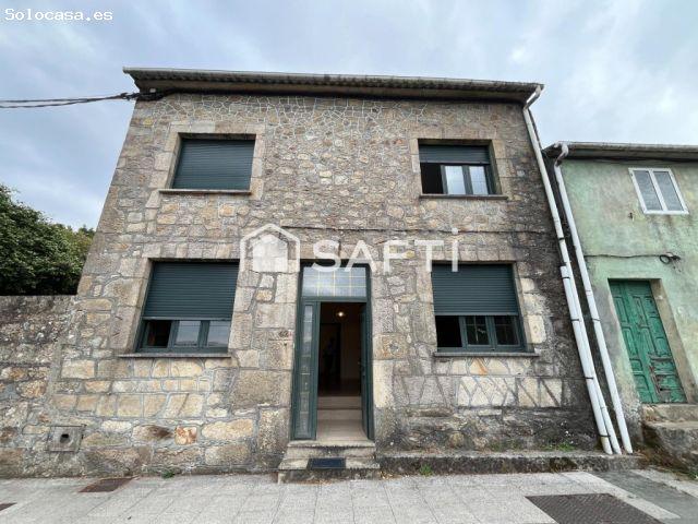 CASA UNIFAMILIAR EN RIANXO