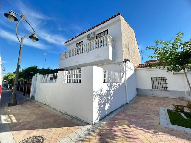 Casa unifamiliar en venta en Numancia de La Sagra