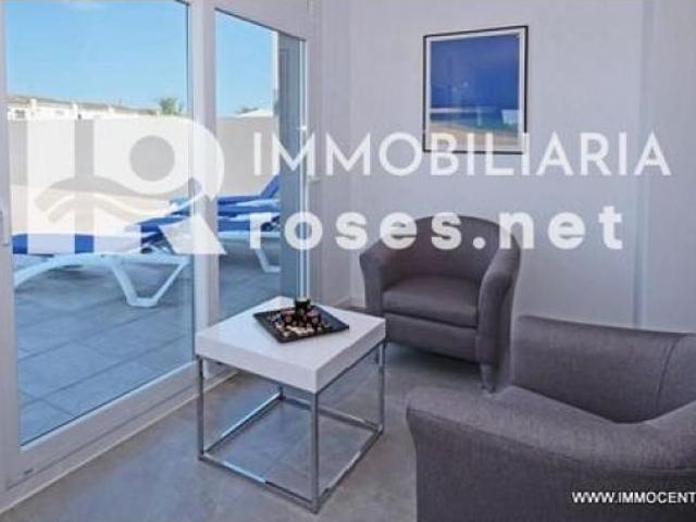 casa unifamiliar en Venta en Empuriabrava. MOQY T1205