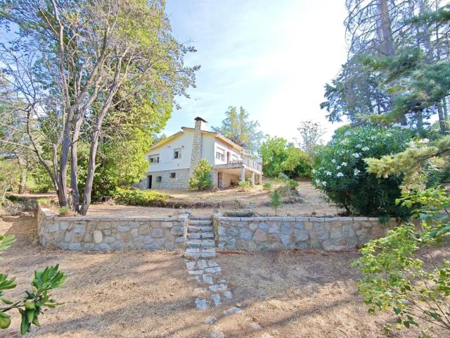 Casa unifamiliar en venta en Valdemorillo