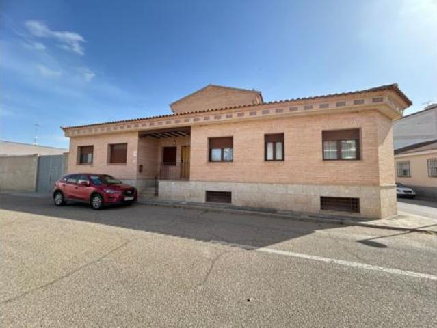 Casa unifamiliar Venta Mora, Mora