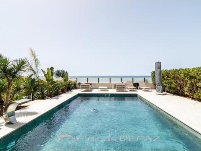 Casa unifamiliar Venta Castelldefels, Baixador