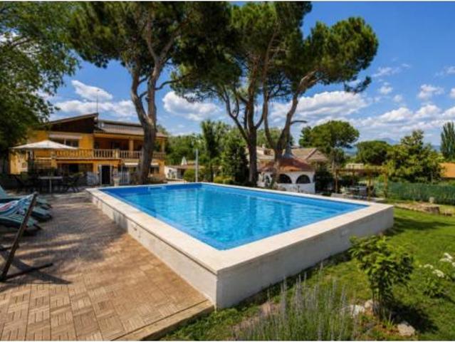 Casa unifamiliar Venta Guadarrama, Edificio Casa Forestal Tablada