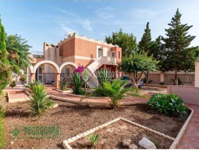 Casa unifamiliar Venta Roquetas de Mar, Urbanización de Roquetas Las Marinas