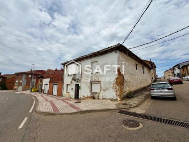Casa unifamiliar Venta Valverde de la Virgen, Montejos del Camino