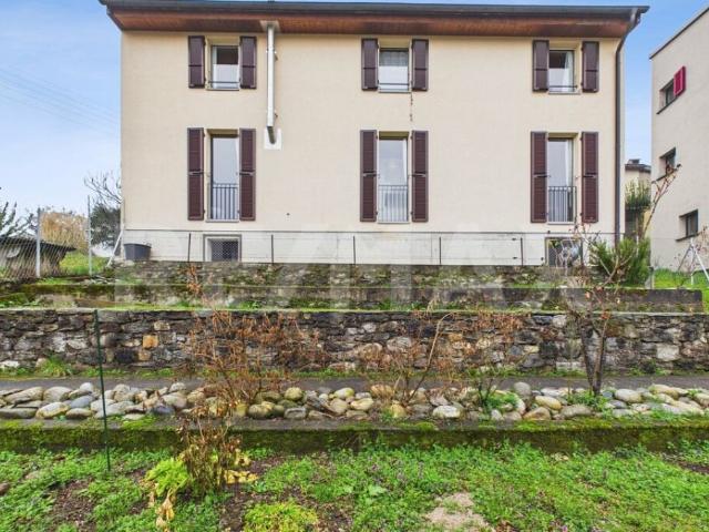 Casa unifamiliare di 4 ½ locali con appartamentino indipendente di 2 ½ locali