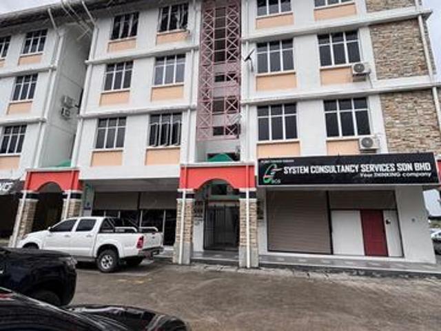 Casa Uno Apartment Corner Lot 2nd Floor Mile 4