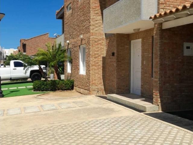 Casa Urb. PORTAL VIRTUDES